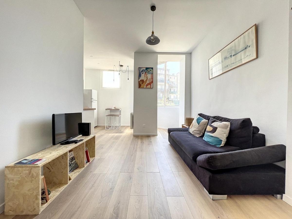 Renove - & Spacieux - Les Freres De La Loc' Apartment *